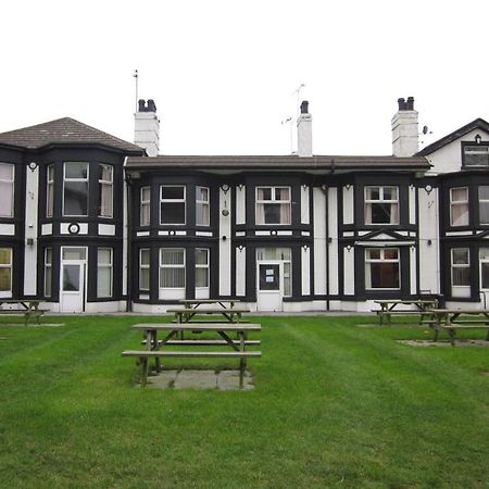 Mersey Hotel Widnes Bagian luar foto