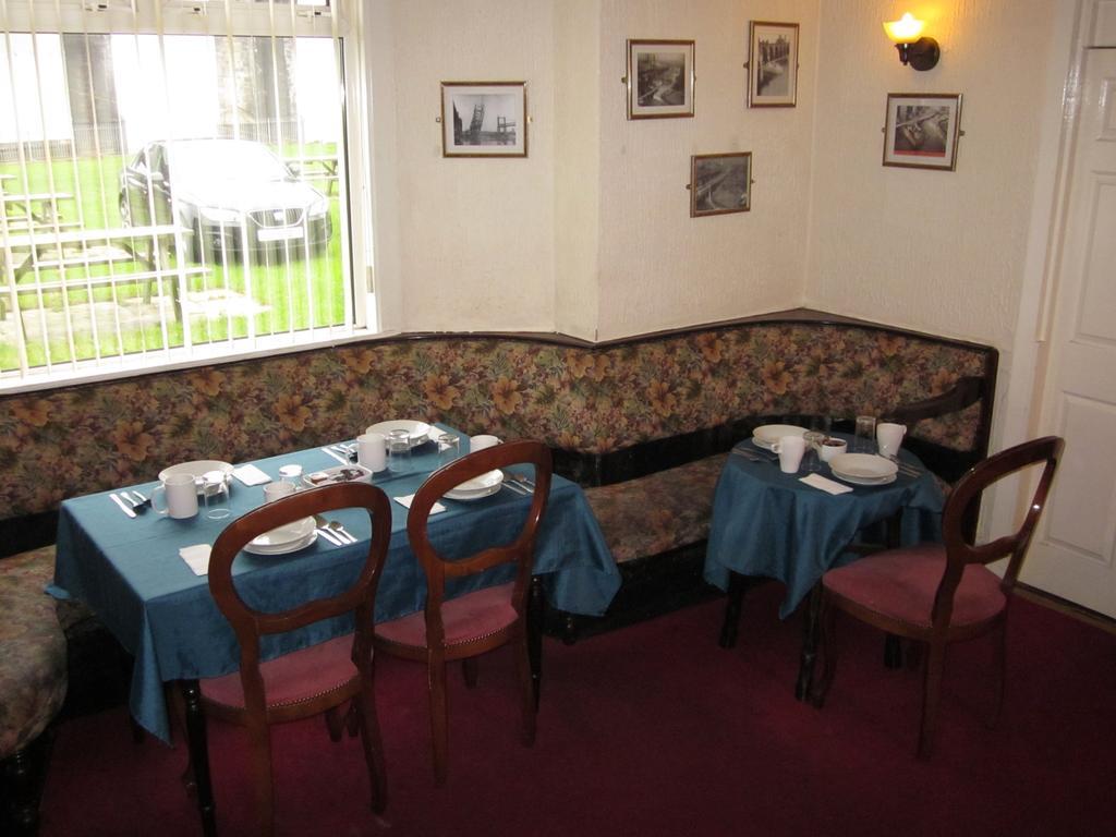 Mersey Hotel Widnes Bagian luar foto
